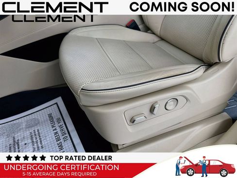 Used 2021 Cadillac Escalade Premium Luxury AWD/4WD image 30