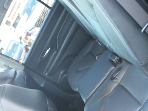 Used 2024 Toyota Grand Highlander AWD image 17