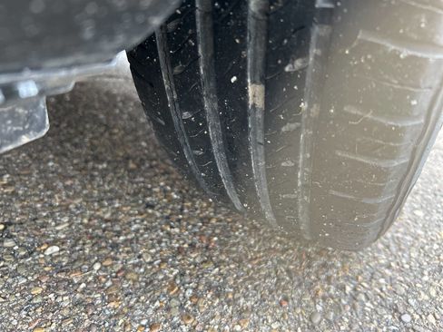 Used 2017 Nissan Versa SV image 13