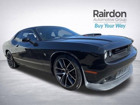 Used 2016 Dodge Challenger R/T Scat Pack RWD image 1