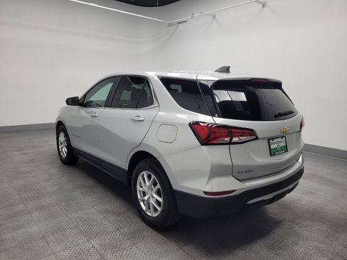 Used 2022 Chevrolet Equinox LT FWD image 3