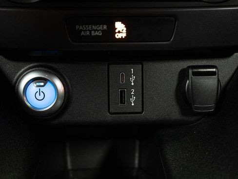 Used 2024 Nissan Leaf S image 23