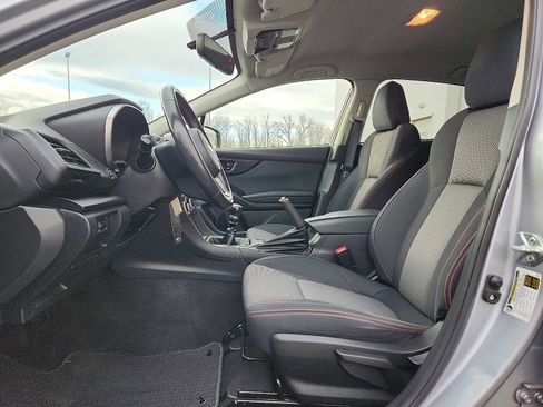 Used 2023 Subaru Crosstrek 2.0i Premium image 13