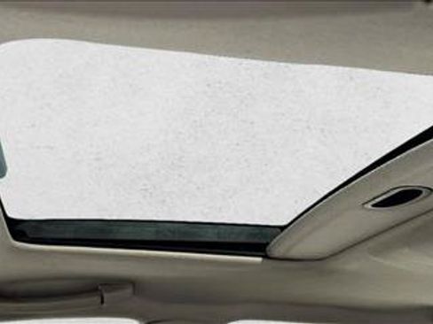 Used 2005 Toyota Camry LE FWD image 10