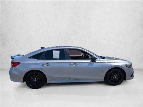 Used 2022 Honda Civic Sport image 4
