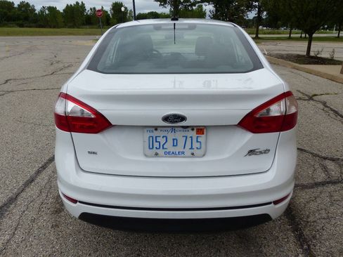 Used 2019 Ford Fiesta SE FWD image 8