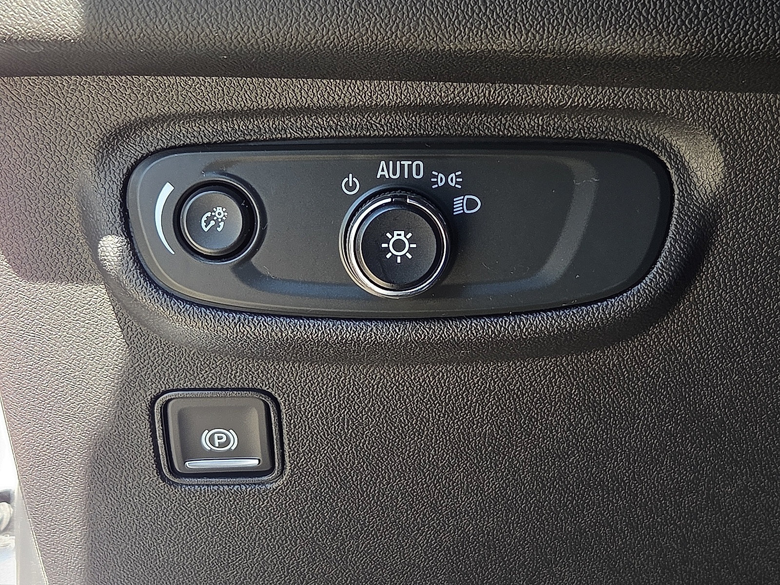 Used 2021 GMC Terrain SLE w/ Driver Convenience Package AWD/4WD image 20
