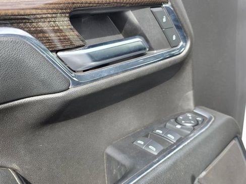 Used 2024 Chevrolet Silverado 1500 LT w/ Z71 Off-Road Package image 21