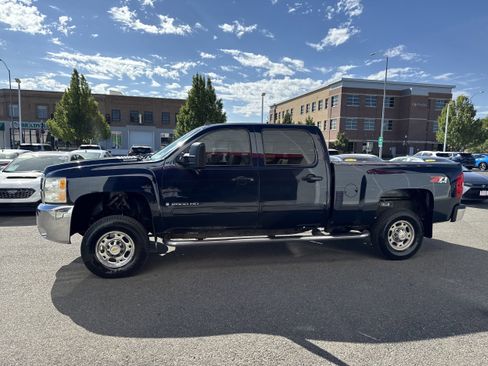 Used 2008 Chevrolet Silverado 2500 LTZ w/ Suspension Package, Off-Road image 6