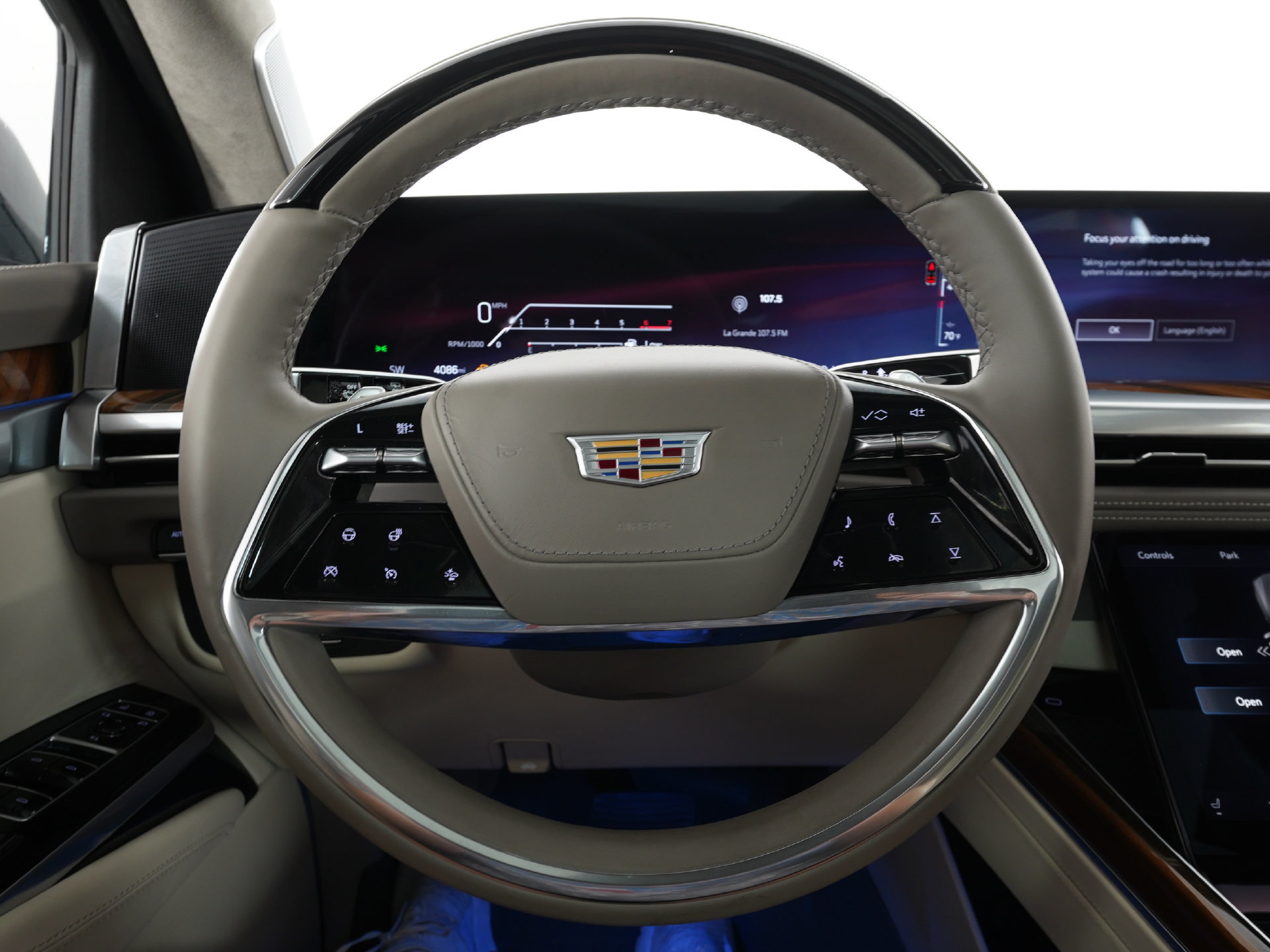 Used 2025 Cadillac Escalade ESV Sport Platinum AWD/4WD image 19