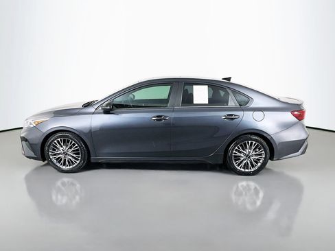Used 2022 Kia Forte GT-Line w/ GT-Line Premium Package FWD image 5