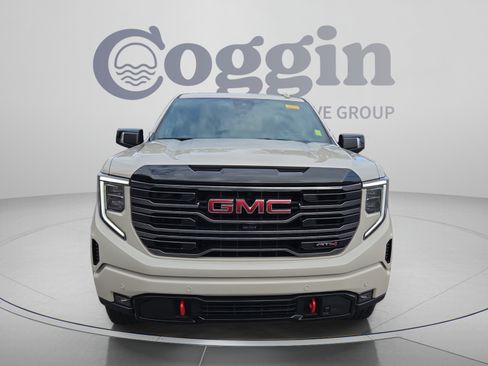 Used 2026 GMC Sierra 1500 AT4 w/ AT4 Premium Package AWD/4WD image 8