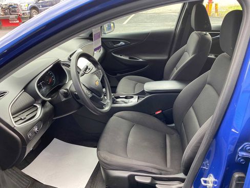 Used 2023 Chevrolet Malibu LS image 10