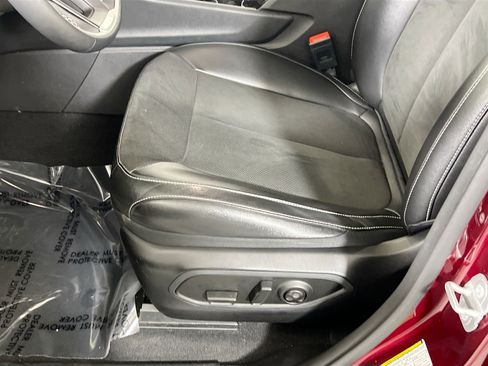 Used 2023 Jeep Grand Cherokee Altitude image 18