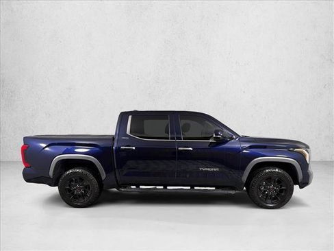 Used 2025 Toyota Tundra Limited AWD/4WD image 2