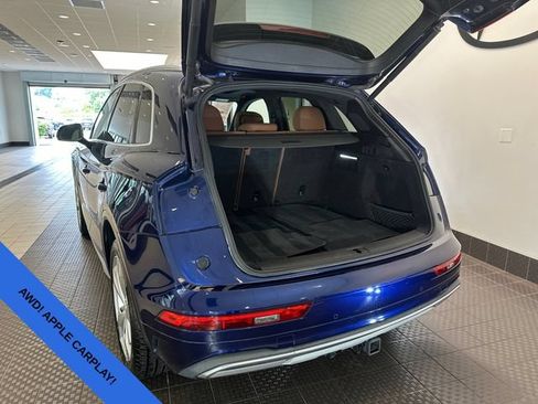 Used 2021 Audi Q5 2.0T Premium Plus w/ Premium Plus Package AWD/4WD image 5