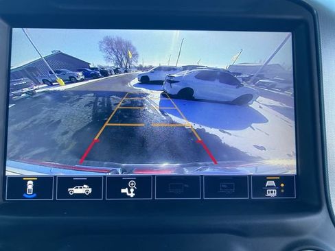 Used 2023 GMC Sierra 3500 SLT w/ SLT Convenience Package image 31