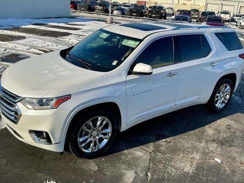 Used 2019 Chevrolet Traverse High Country image 5