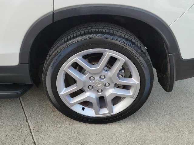 Used 2024 Honda Passport EX-L image 5
