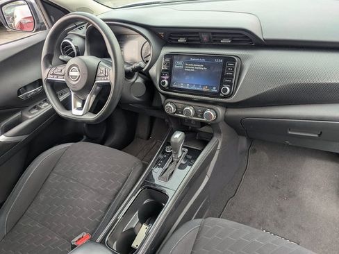 Used 2024 Nissan Kicks SV image 29