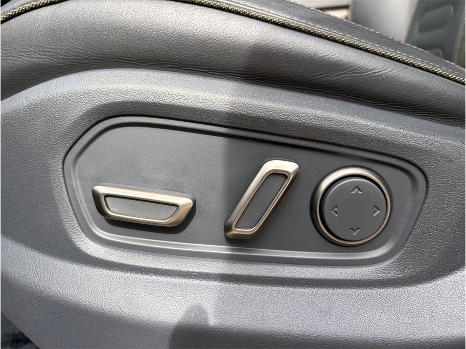 Used 2022 Rivian R1T Adventure AWD/4WD image 21