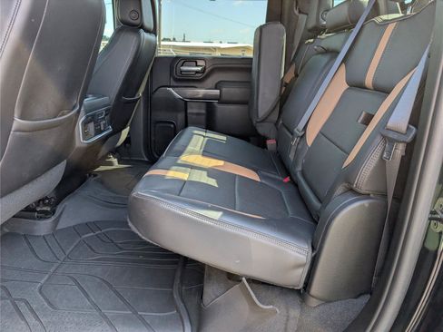 Used 2021 Chevrolet Silverado 2500 LTZ w/ Carhartt Edition AWD/4WD image 33