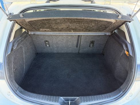 Used 2010 MAZDA MAZDA3 s Sport image 15