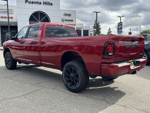 New 2026 RAM 2500 Big Horn AWD/4WD image 4