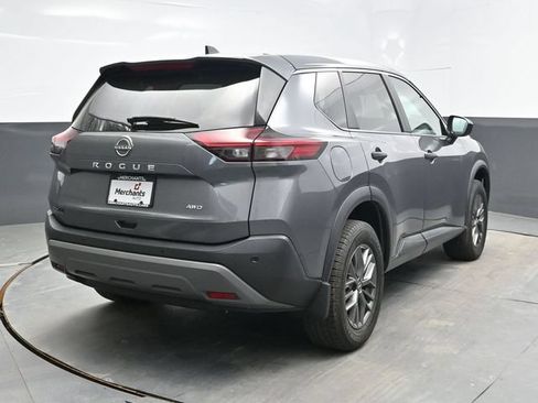 Used 2023 Nissan Rogue S AWD/4WD image 6