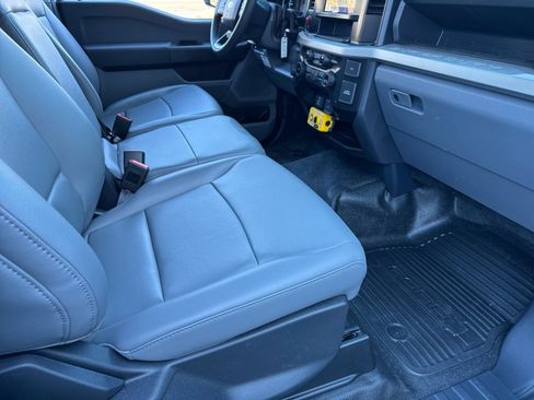 New 2025 Ford F550 4x4 Regular Cab Super Duty image 14