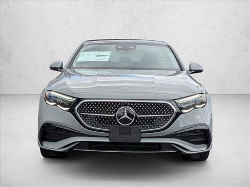 New 2026 Mercedes-Benz E 350 4MATIC Sedan image 6