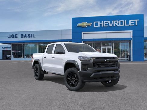 New 2026 Chevrolet Colorado Trail Boss AWD/4WD image 1