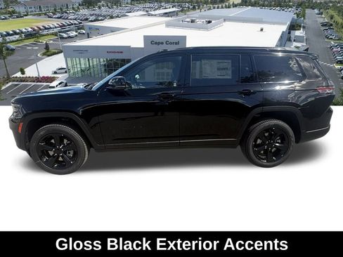 New 2025 Jeep Grand Cherokee L Limited w/ Black Appearance Package image 12