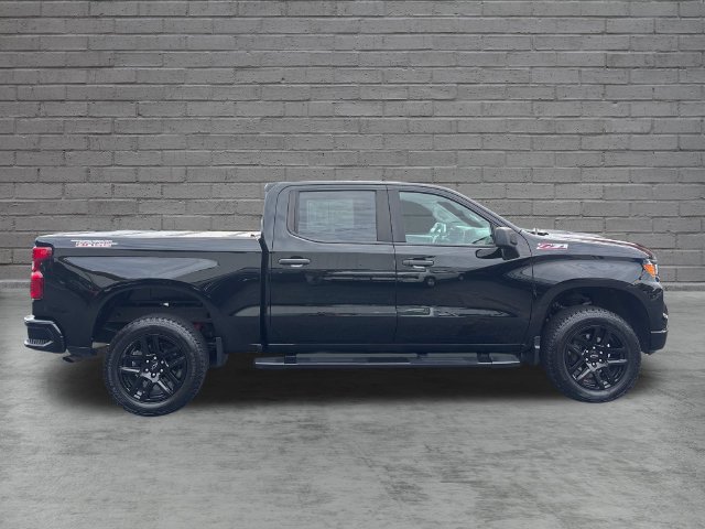 Used 2022 Chevrolet Silverado 1500 Custom Trail Boss AWD/4WD image 8
