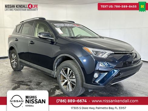 Used 2018 Toyota RAV4 XLE image 1
