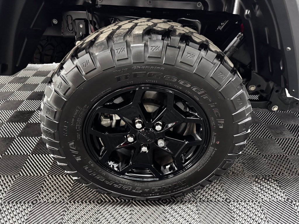 Used 2022 Jeep Gladiator Sport AWD/4WD image 19