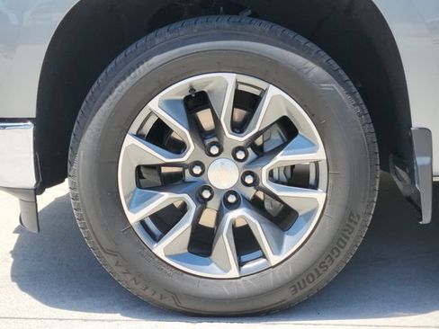 Used 2025 Chevrolet Silverado 1500 LT w/ Texas Edition Plus RWD image 11