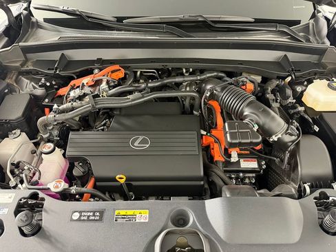 Used 2025 Lexus TX 550h AWD Plug-In Hybrid w/ Technology Package image 33