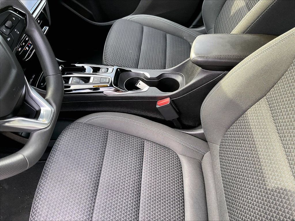 Used 2022 Chevrolet Bolt EUV LT w/ Driver Confidence Package FWD image 20