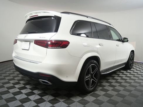 Used 2022 Mercedes-Benz GLS 450 4MATIC image 3