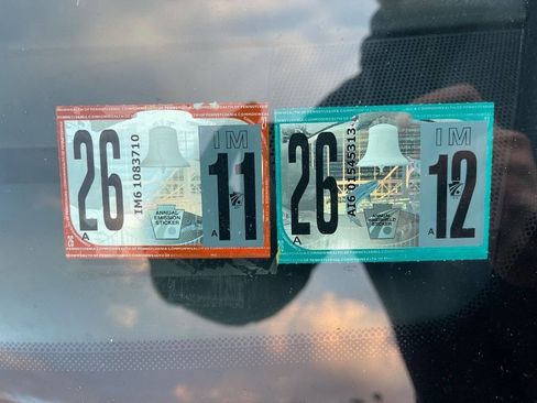 Used 2018 Dodge Charger SXT image 36