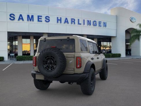 New 2026 Ford Bronco Badlands image 8