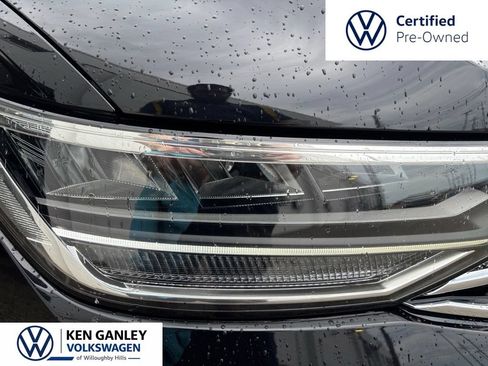 Used 2024 Volkswagen Tiguan SE w/ Panoramic Sunroof Package AWD/4WD image 7