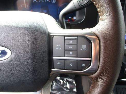 New 2026 Ford F350 King Ranch w/ FX4 Off-Road Package image 9