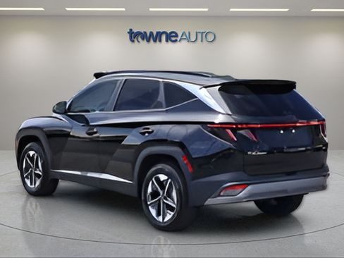 Used 2025 Hyundai Tucson SEL AWD/4WD image 4