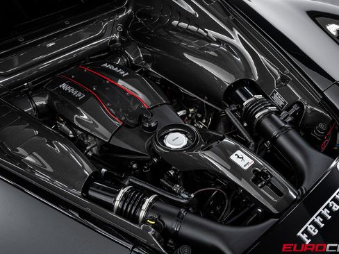 Used 2019 Ferrari 488 Pista Coupe image 24