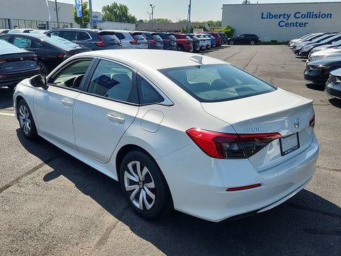 Used 2024 Honda Civic LX image 4