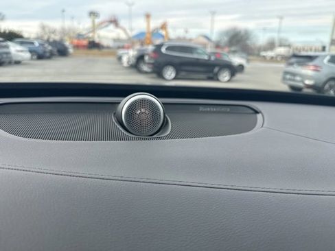 Used 2021 Volvo XC90 T6 R-Design w/ Advanced Package image 15