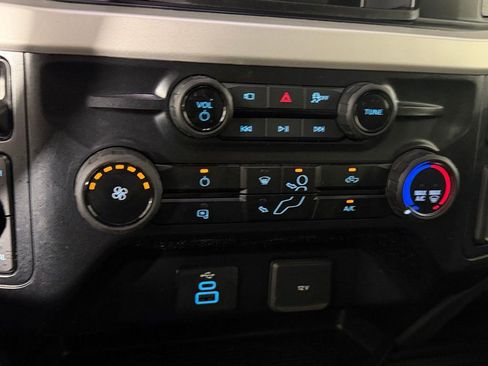 Used 2025 Ford F350 XL w/ 360-Degree Camera Package image 18