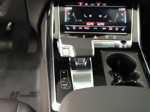 New 2026 Audi Q8 Premium Plus image 21